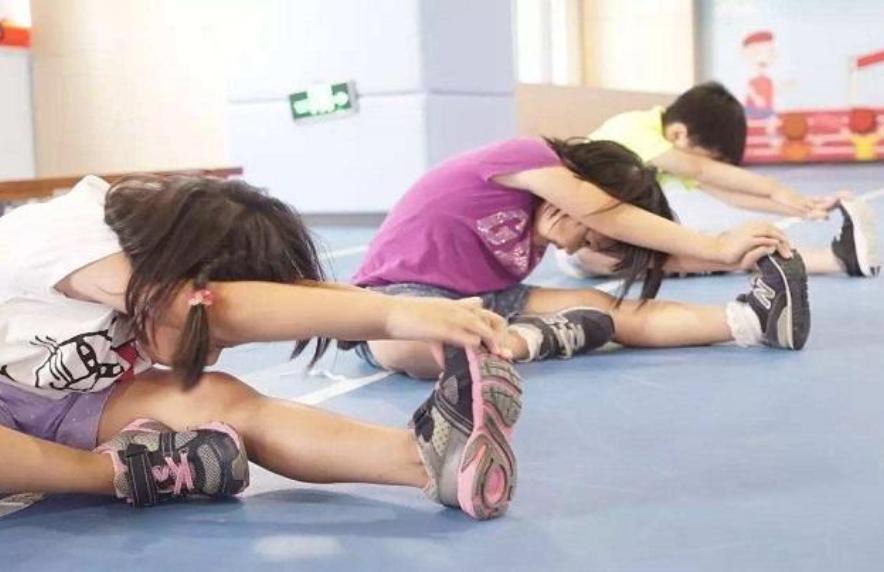 徐静蕾伸懒腰长高,徐静蕾18岁