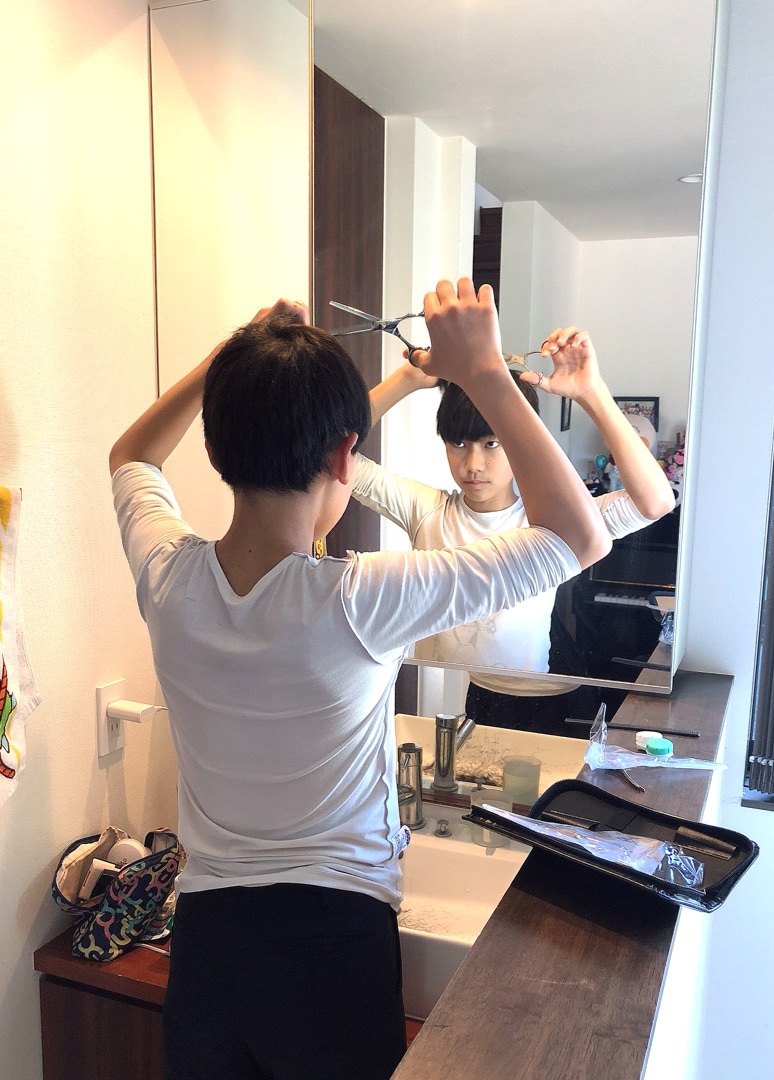 日本*弟弟小**竟然是个小馋猫。。。