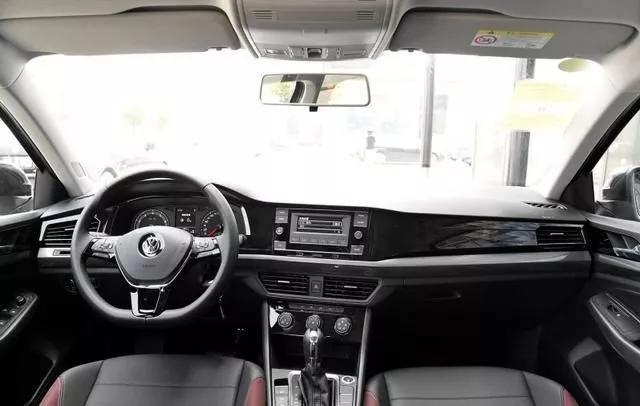 德系对比法系车,2019明锐对比大众宝来