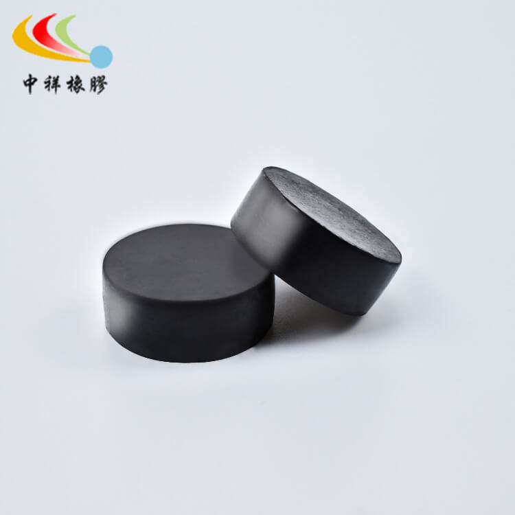 橡胶和塑料的原材料是一样吗,橡胶制品的原材料