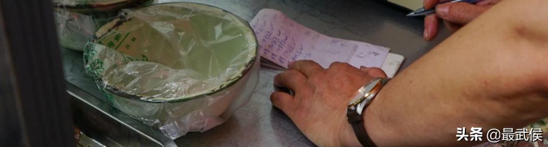 成都这些小店要关门的话，好多人会哭的！