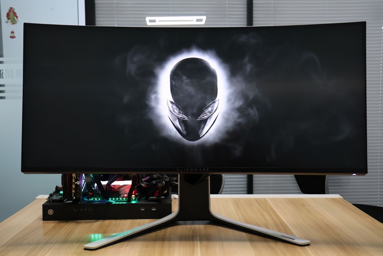 外星人显示器性价比怎么样,外星人显示器价格高