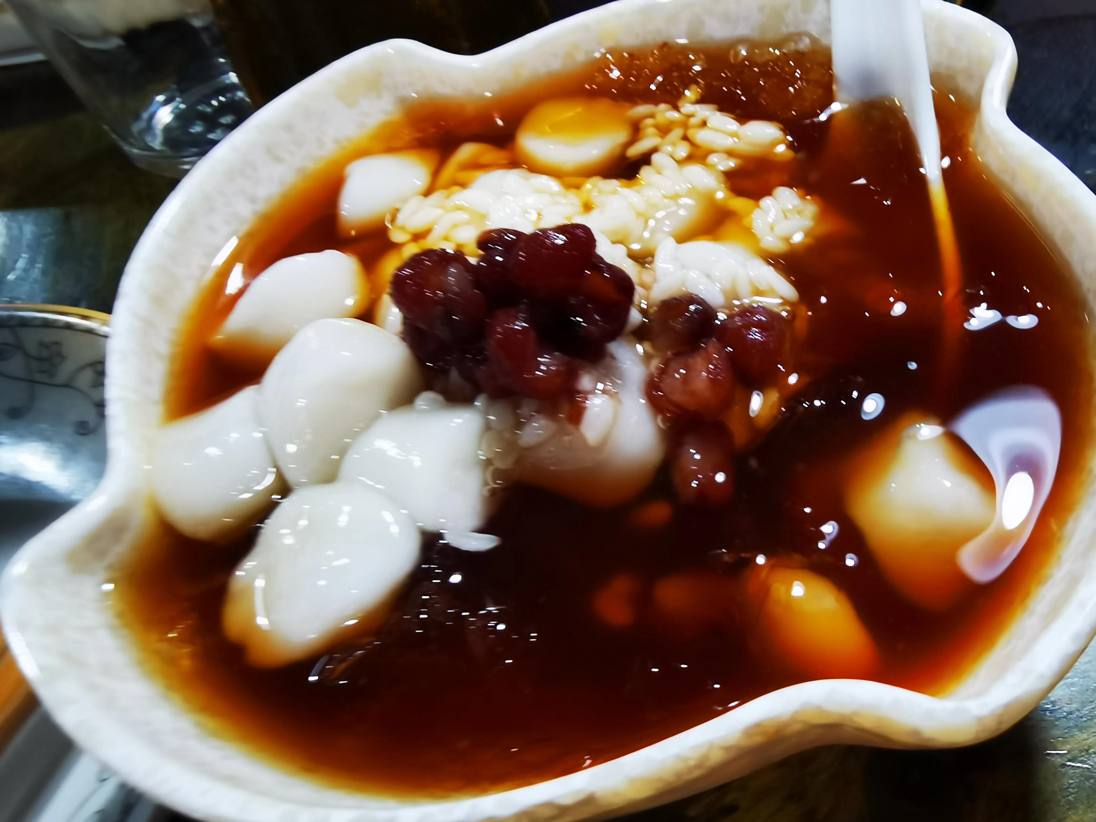 肖战热爱可抵岁月漫长采访,肖战为自己的热爱全力以赴