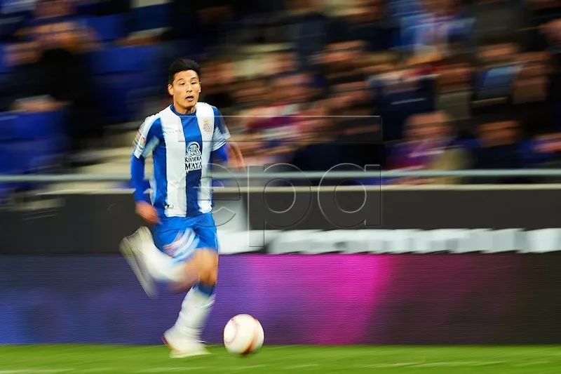 武磊面对皇马巴萨的高光时刻,武磊高光时刻