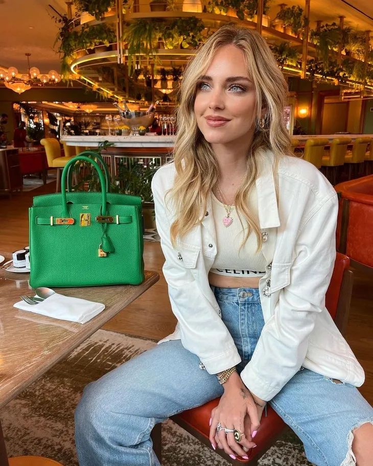 在北京偶遇杨幂,偶遇杨幂三里屯被搭讪