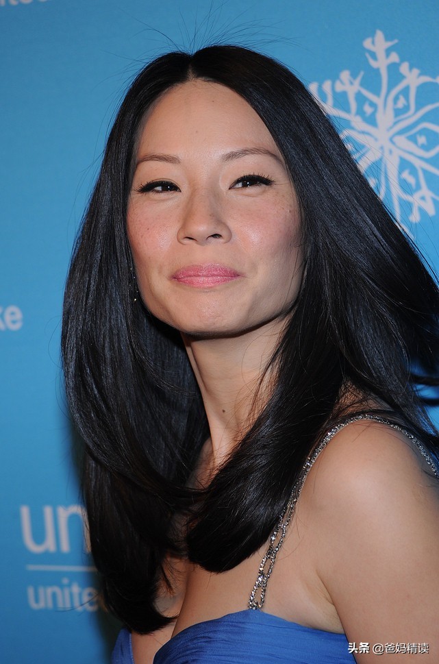 初三女生眼里的爱情”上热搜：父母的身教才是最好的育人方式