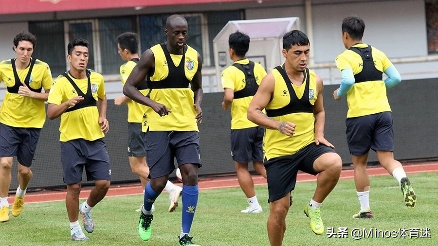 攻不破的“魔鬼主场”:冲超路上急刹车,回望追兵已近身