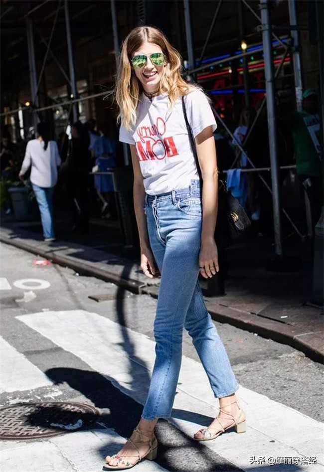 白色t恤不费力气的穿搭,白色t恤不显黑