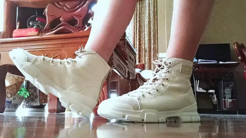 jeep最新款鞋子,jeep出街