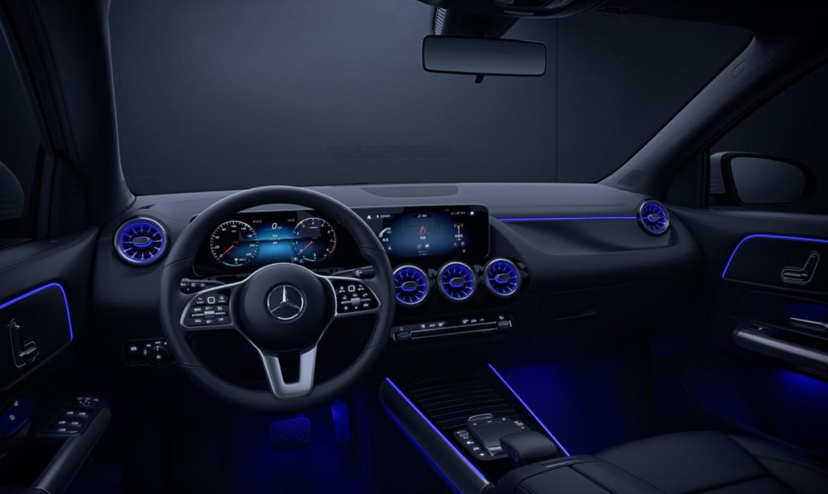 年入20万左右适合开什么车,适合工薪阶层开的5款车