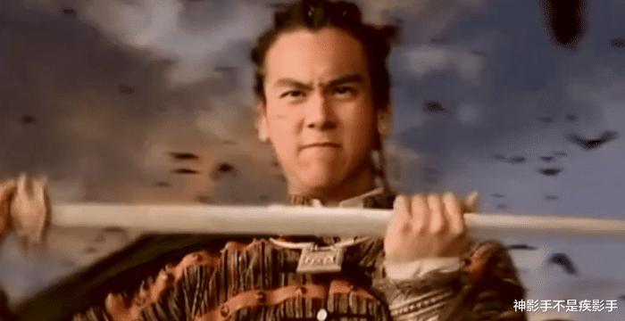 两个大男人在笼子里亲了起来！每次给我力量的原来是部拳击片？