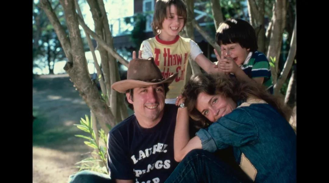 嫁过著名导演、政治家、大亨，简·方达这八十年是怎么过的？