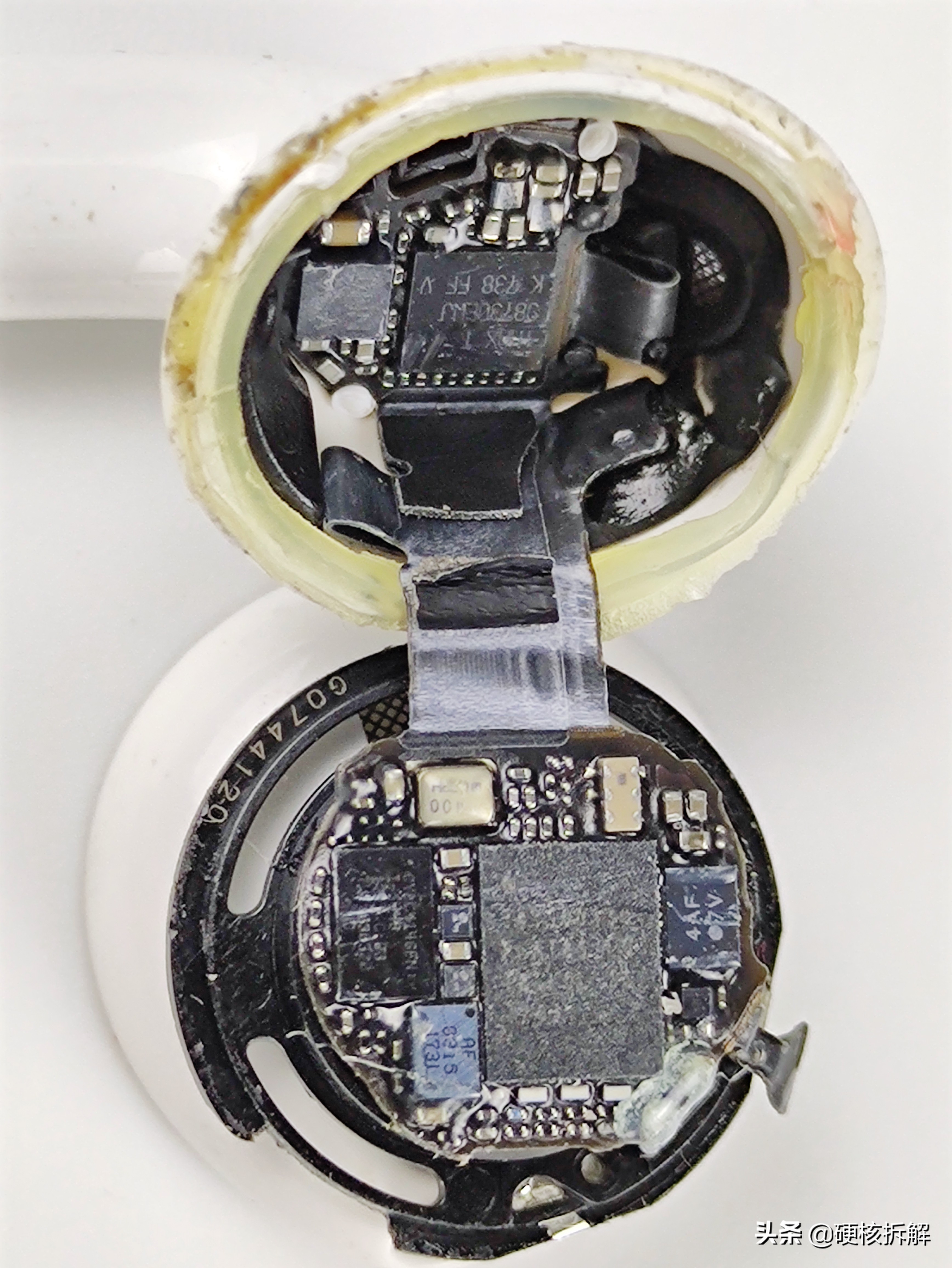 拆解苹果airpods和华强北airpods,拆解airpods耳机喇叭