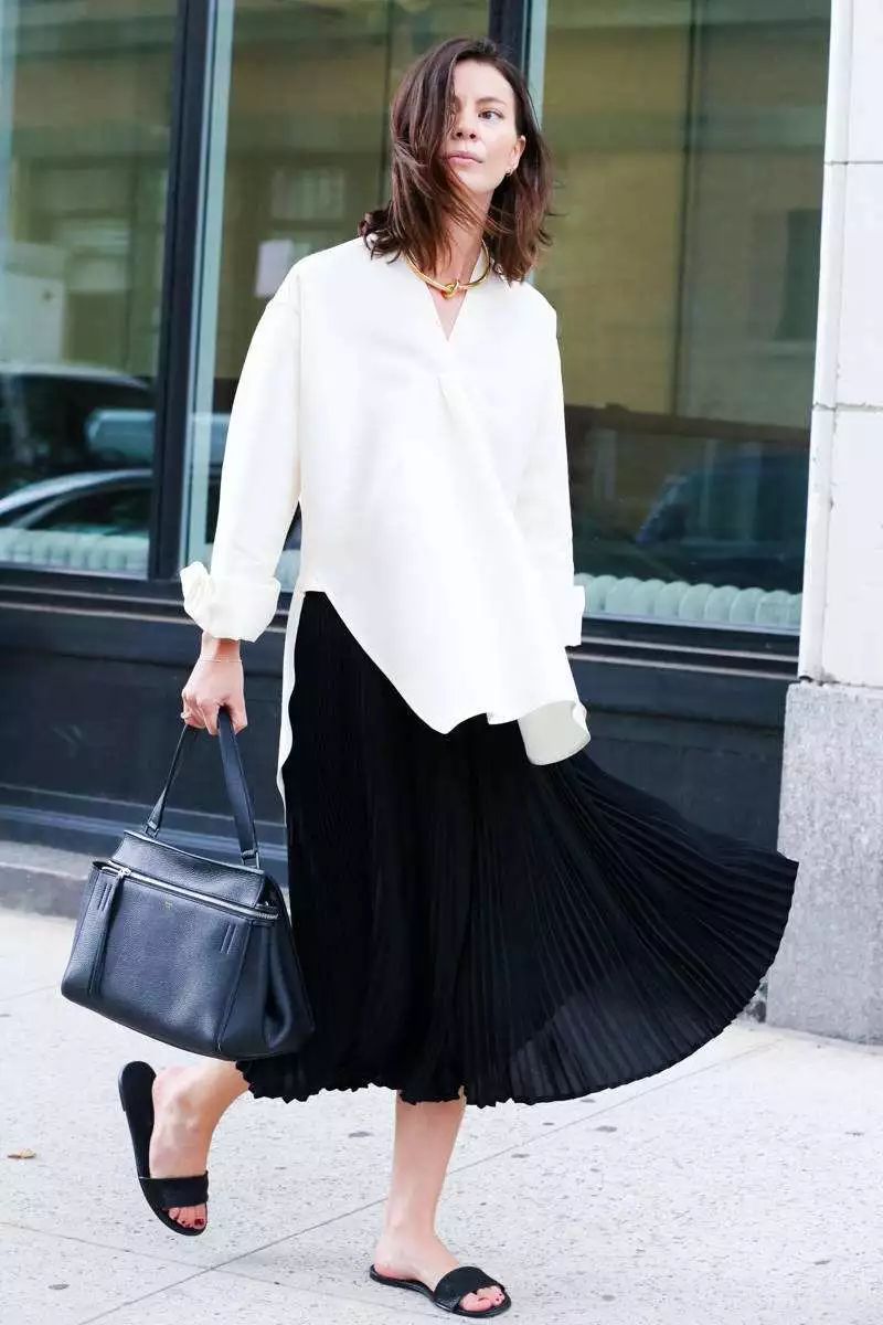 百褶裙穿法出现bug,百褶裙褶乱了怎么熨