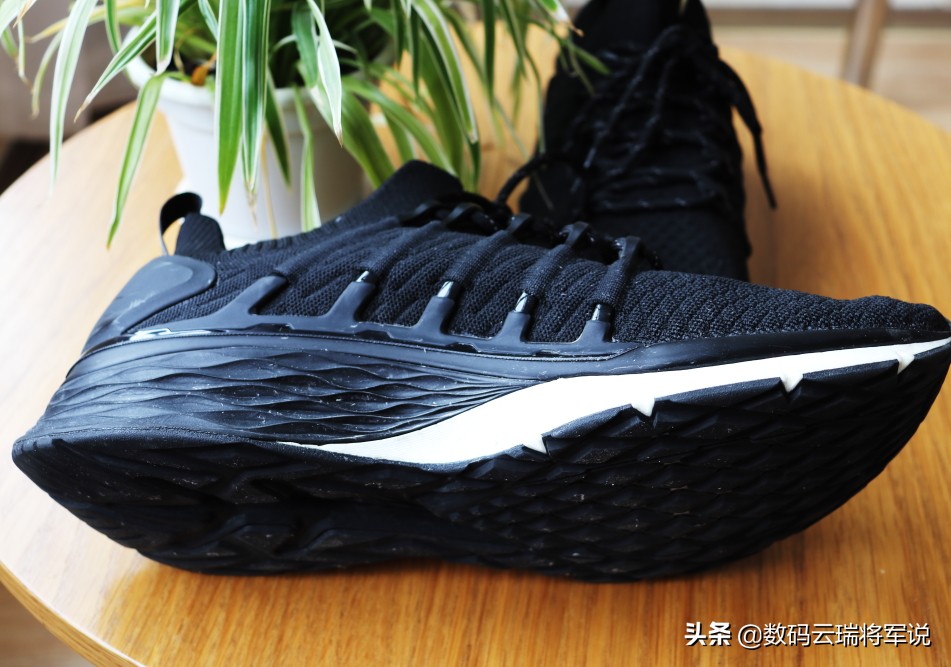 耐克阿迪鞋舒适感,舒适感好不累脚的鞋