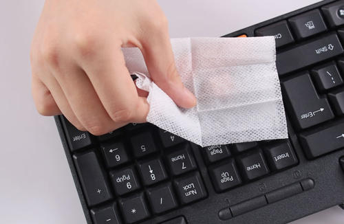 如何清理机械键盘灰尘,不拆键帽如何清理机械键盘