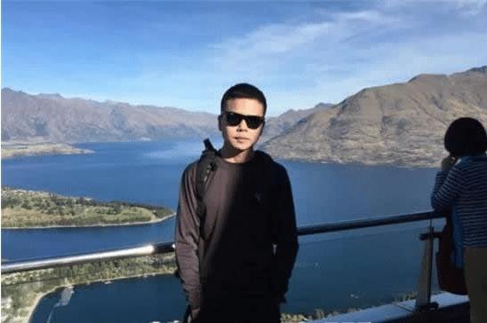 大户追款专访：男子玩网络游戏输12万，黑客揭穿网络游戏背后秘密