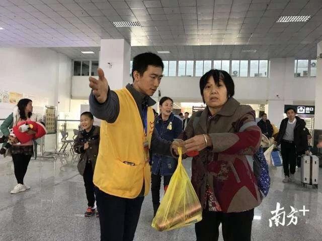 汕头站可以不取票直接刷身份证吗,汕头高铁站进站刷身份证是检票吗