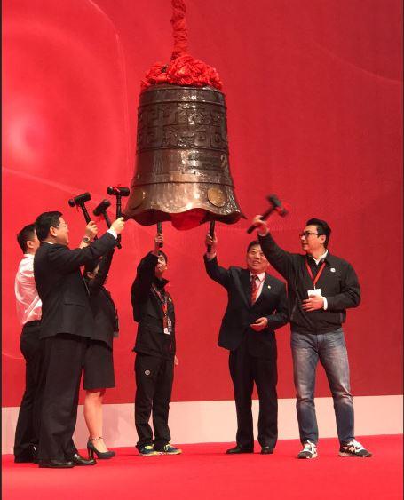 顺丰老总王卫，从白手起家到坐拥千亿，花旗银行家愿花1000万见面