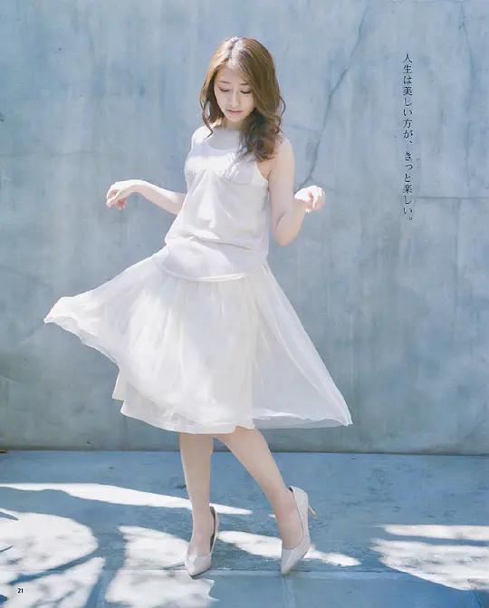 *井樱**玲香，乃木坂46的第一任美女队长超级专访