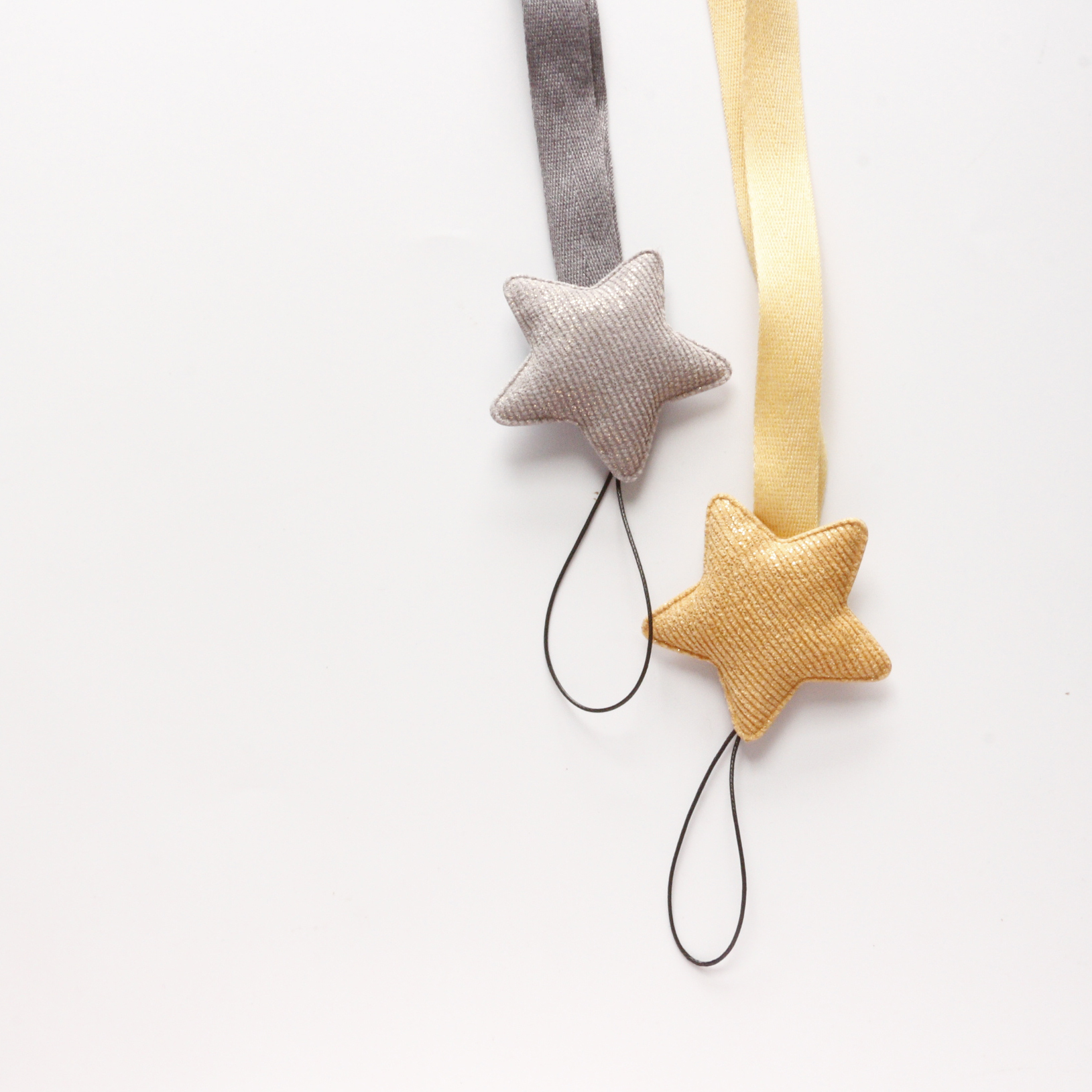 高颜值手机挂绳可爱,好看的手机挂绳推荐