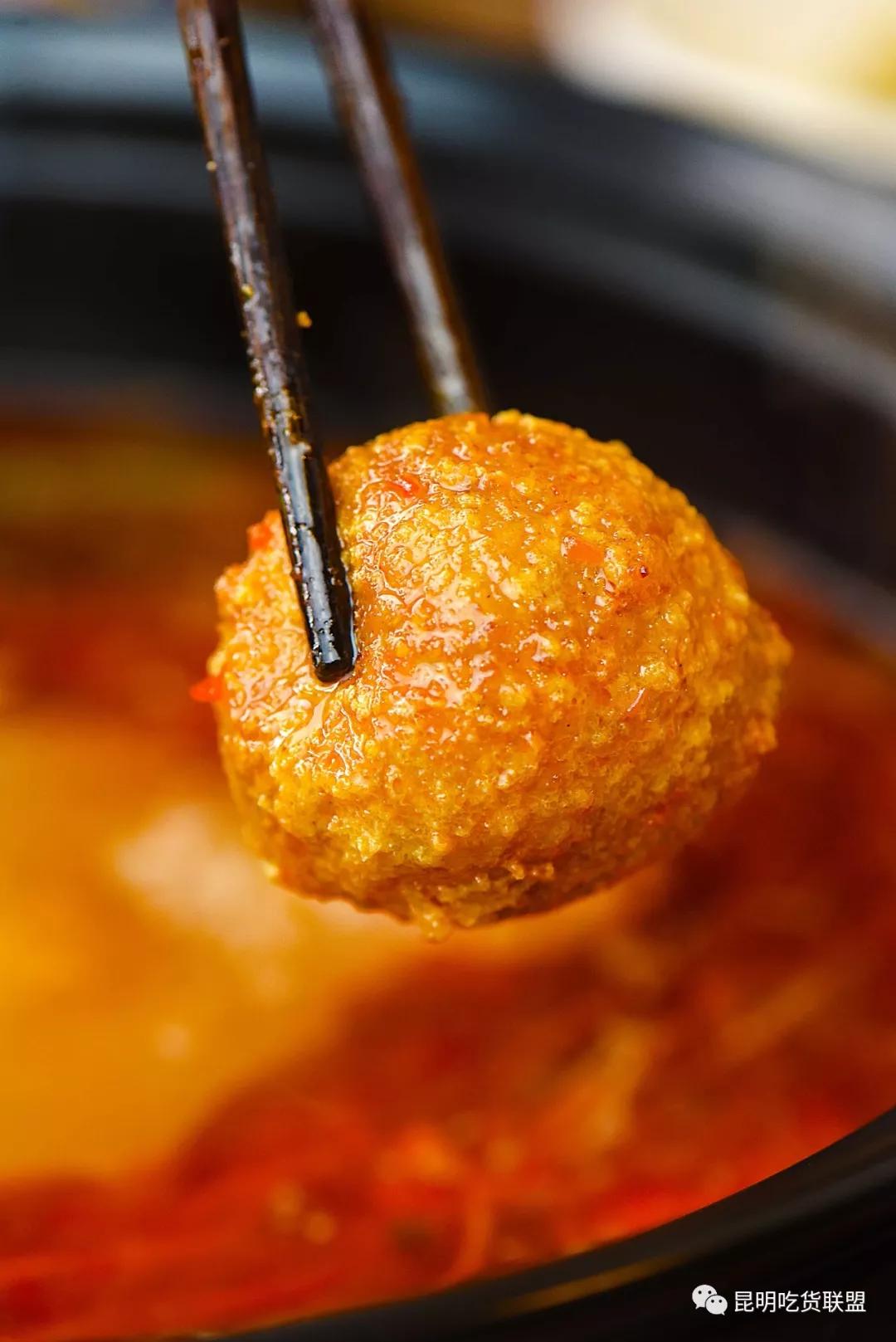 昆明藏在巷子里的酸汤火锅,昆明酸汤火锅