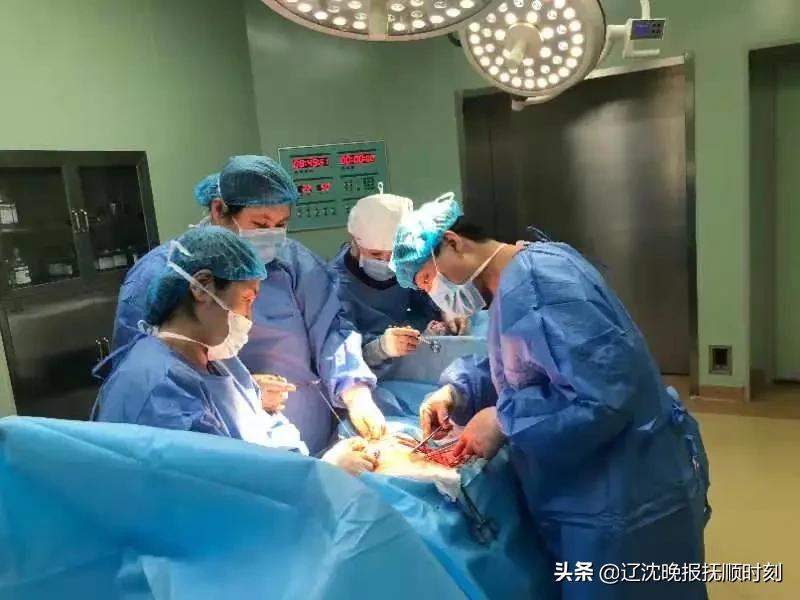 新春走基层守护旅客安全回家路,新春走基层坚守一线为健康护航