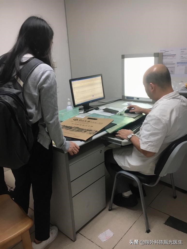 肺结节手术后觉得胸壁疼痛，这是为什么？