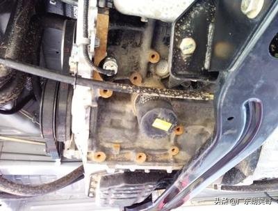 车被刮掉漆需要去4s店么,车被刮掉漆要去修吗