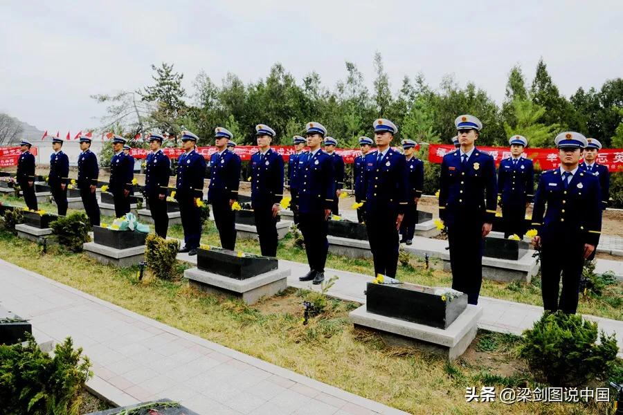 兰州缅怀革命烈士传承民族精神,兰州缅怀先烈