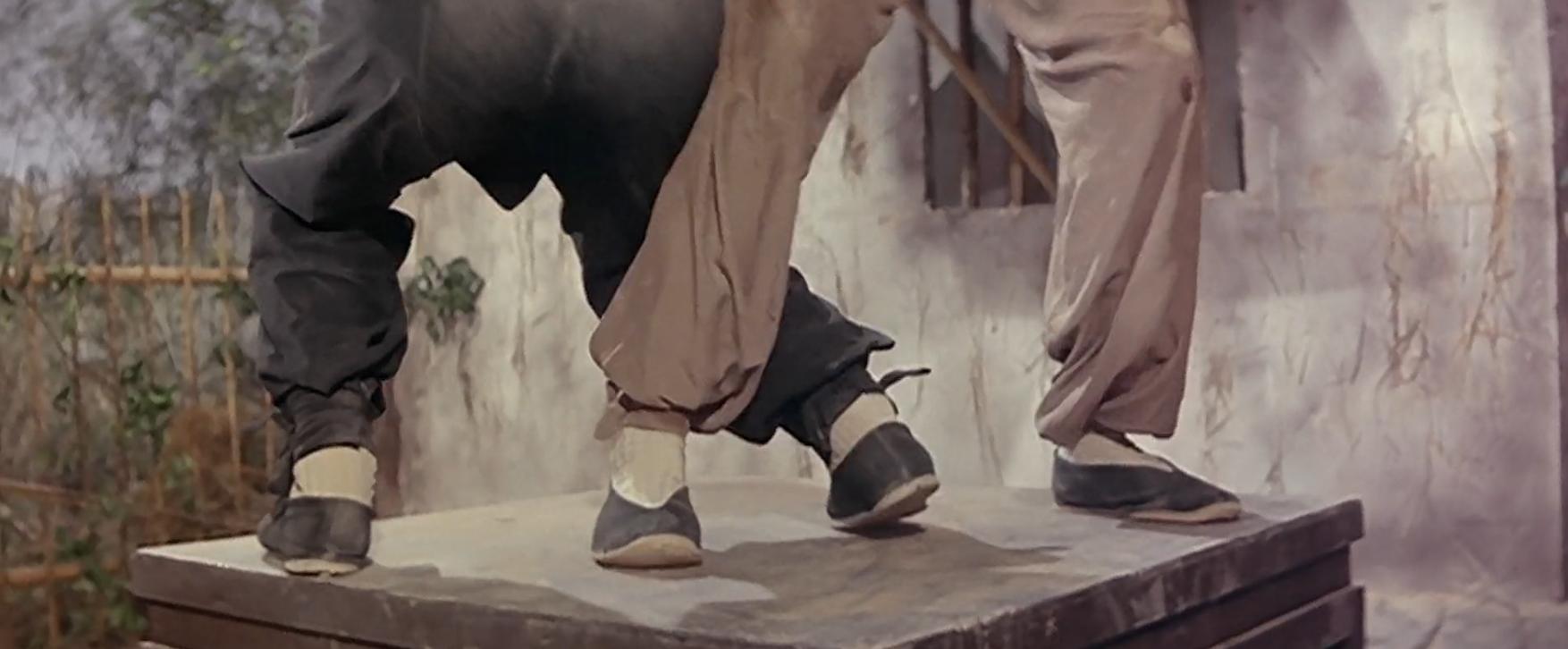 叶问咏春拳最经典的视频,看完叶问4咏春拳