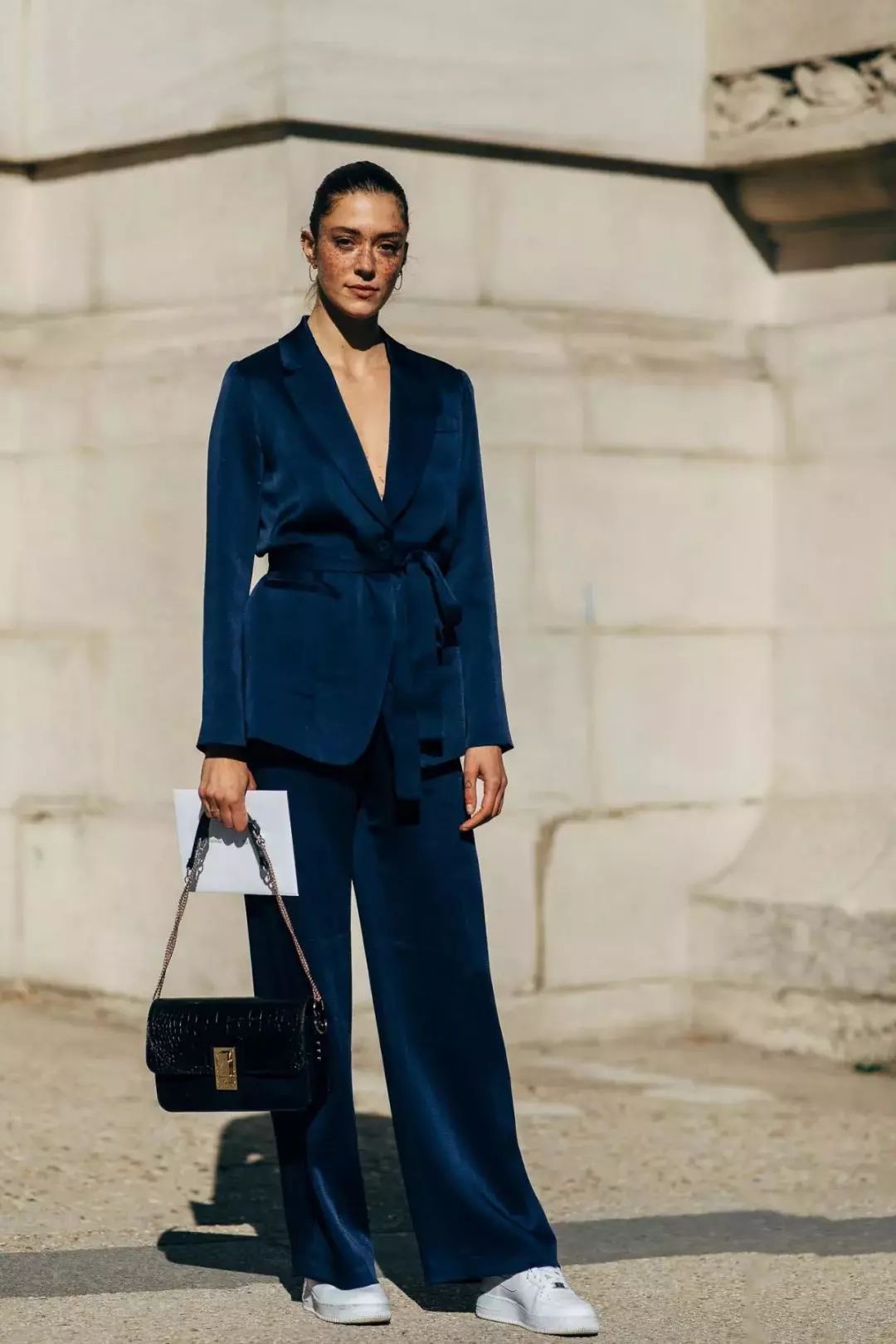 运动鞋精致,运动鞋精致搭配