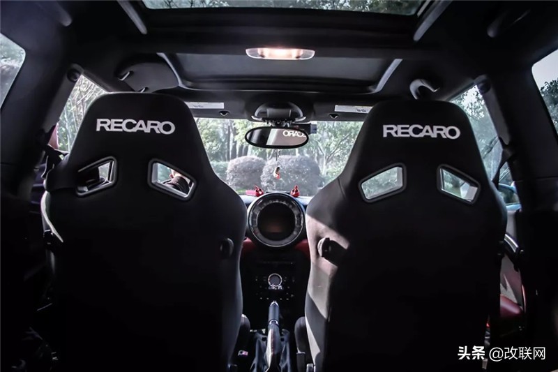 这是情怀体现的MINIR56JCW帅到爆炸