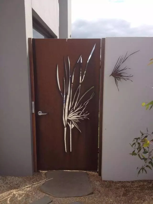 锈蚀耐候钢板表面需要处理么,耐候钢板在景观中的应用