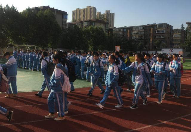 榫欒剦绂忓湴鐮斿鍦扮偣,榫欒剦绂忓湴