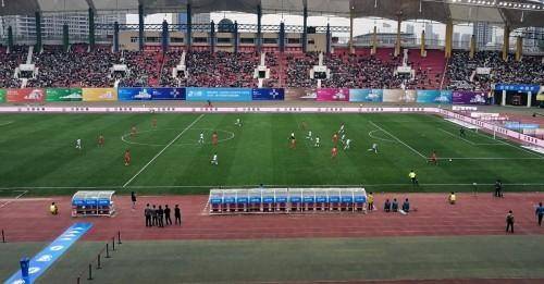 羡慕不如自省国内校园联赛频遭误读谁该担责？不谈热爱何来强大