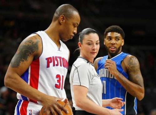 nba最美女裁判小托马斯,nba女裁判小托马斯