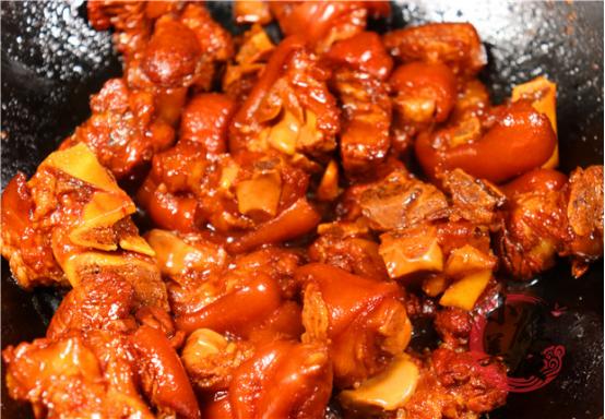 怎么炖猪蹄软烂不腻好吃,猪蹄怎么炖软烂不腻