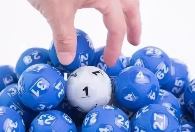 他是最牛彩票大师,发明彩票公式,连续14次中头彩