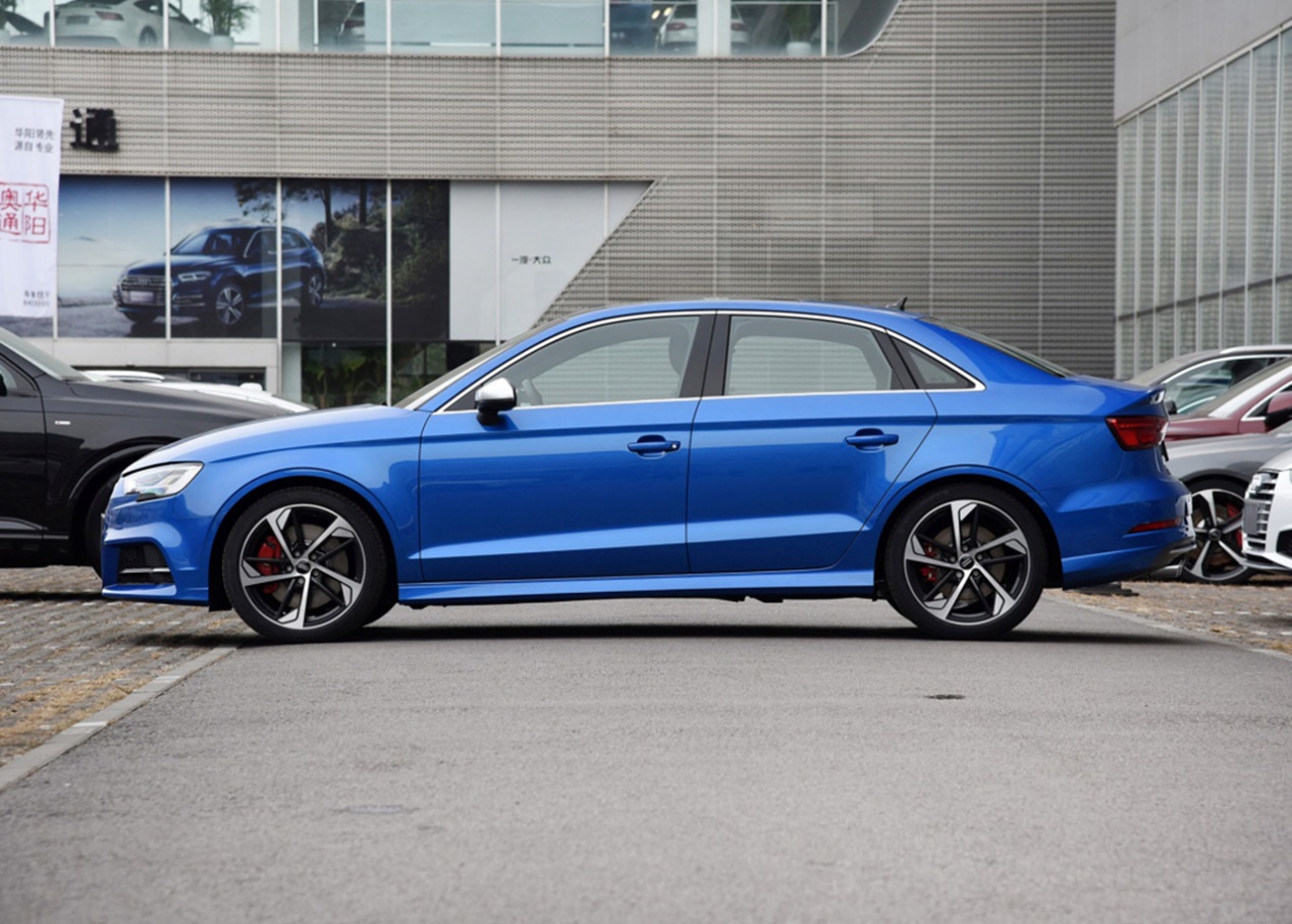 全新奥迪a3超燃,奥迪a3高端大气动力强劲值得推荐