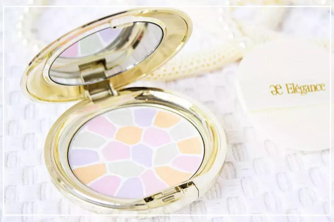 日本小姐姐的包包里有什么东西,日本小姐姐的包