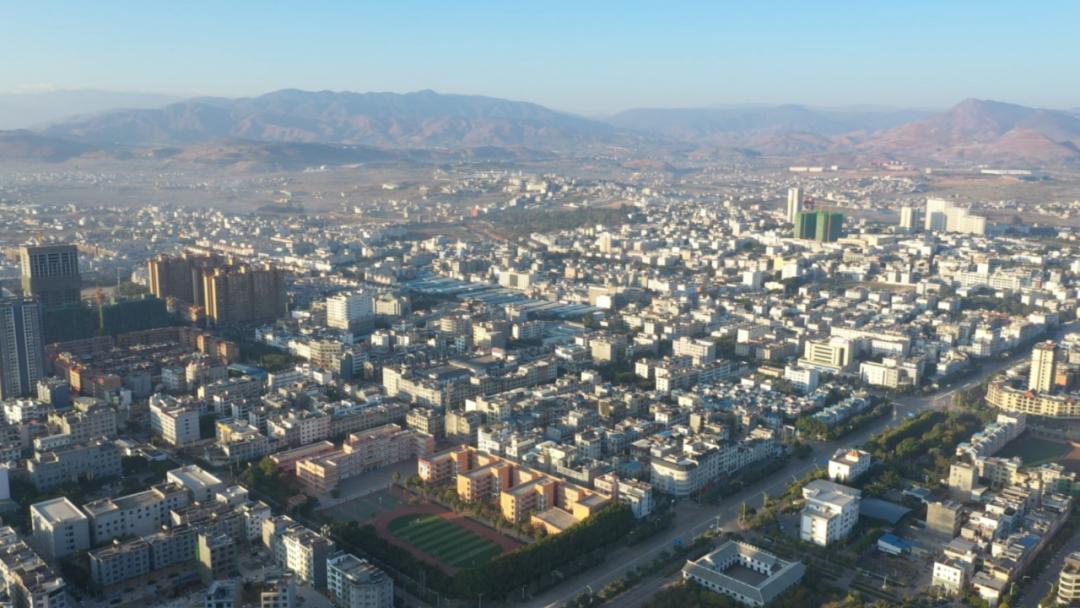 美丽云南第二季华宁,云南大理宾川县城全景