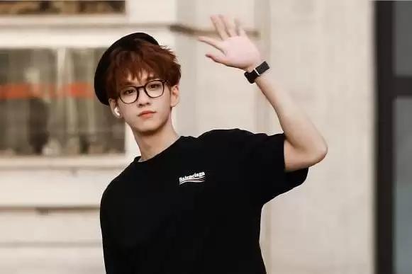 “倒奶”打投成引子，网信办开展“清朗”行动，重拳整治网络乱象