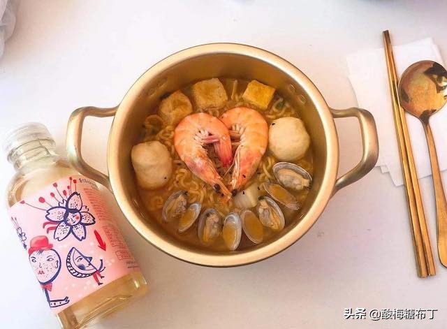 日本泡面哪一种最好吃,日本十大最好吃的泡面