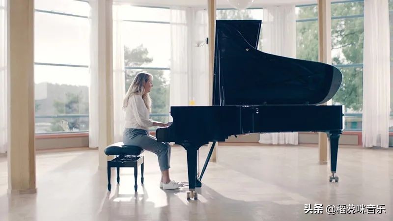 为什么钢琴专业不考级,钢琴走专业路线必须要考完十级吗