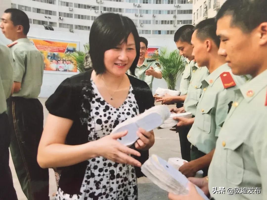 小家大爱夫妻共守抗疫一线,小家大爱夫妻战疫