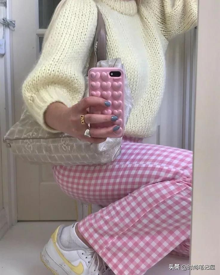 这些颜色让你美爆整个春天,春天来了超治愈的颜色搭配