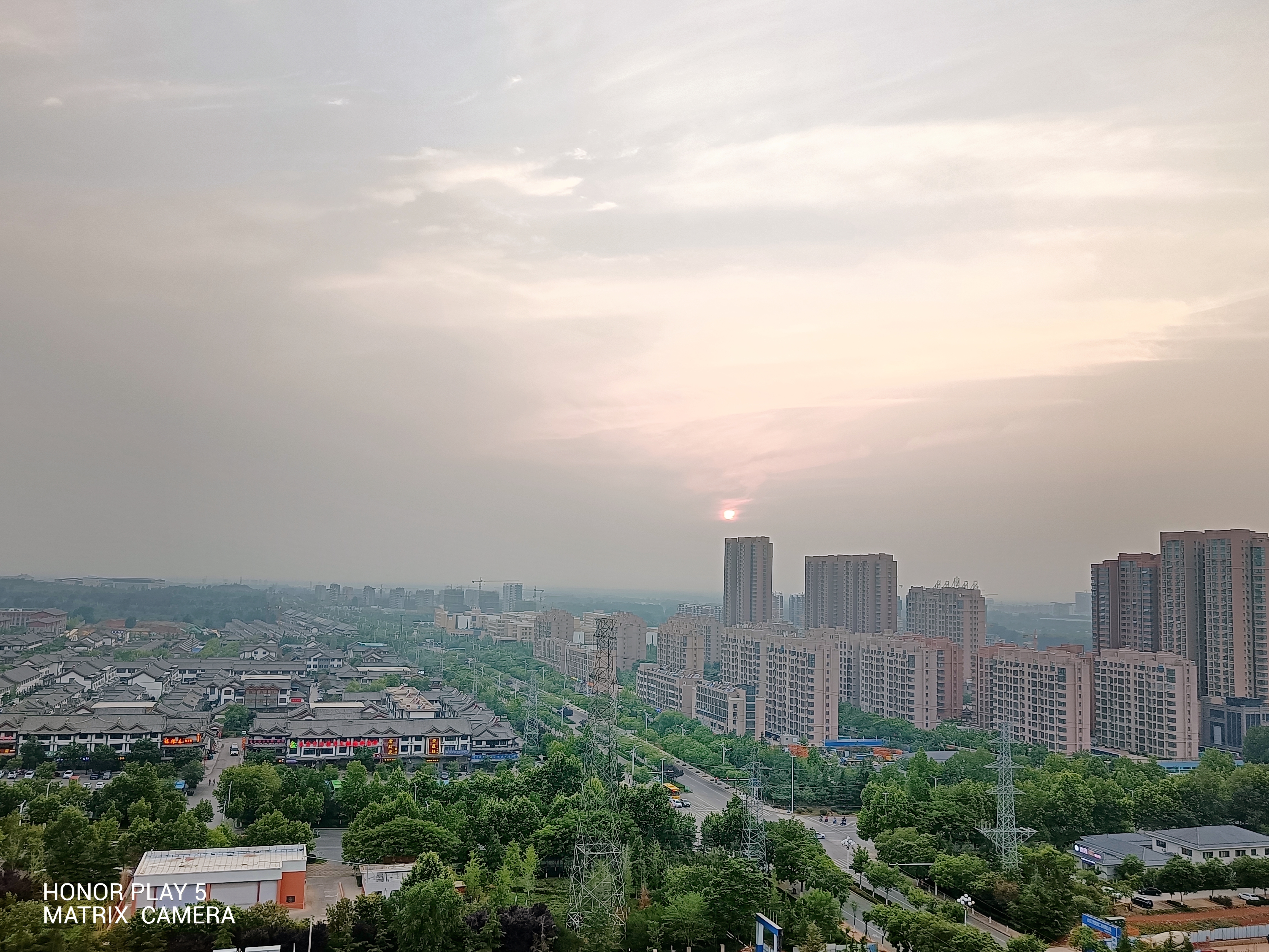 荣耀play566w快充测试,荣耀play6tpro对比荣耀play5tpro