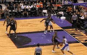 nba2kol文斯卡特98版扣篮动作,文斯卡特大风车扣篮背后角度