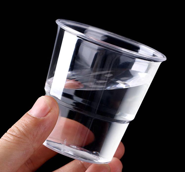 一水洗百碗成就一次性水晶餐具的未来，消毒餐具或将退出历史舞台